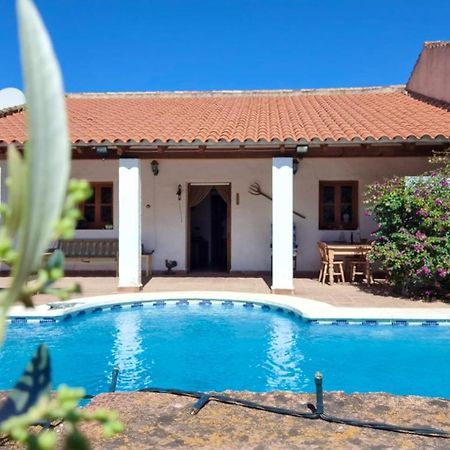Montana Retreat Bed & Breakfast Alora Luaran gambar